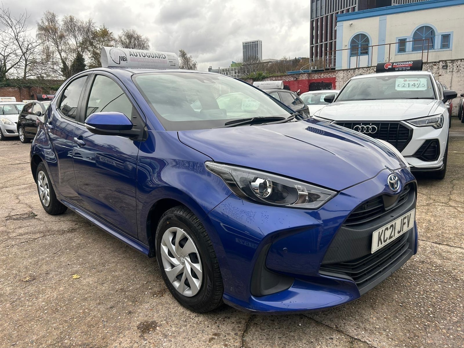 Used Toyota Yaris for sale - 76592812: Photo 1