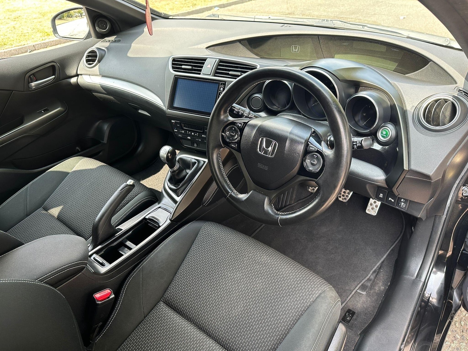 Used Honda Civic 2017 for sale - 76633370: Photo 10