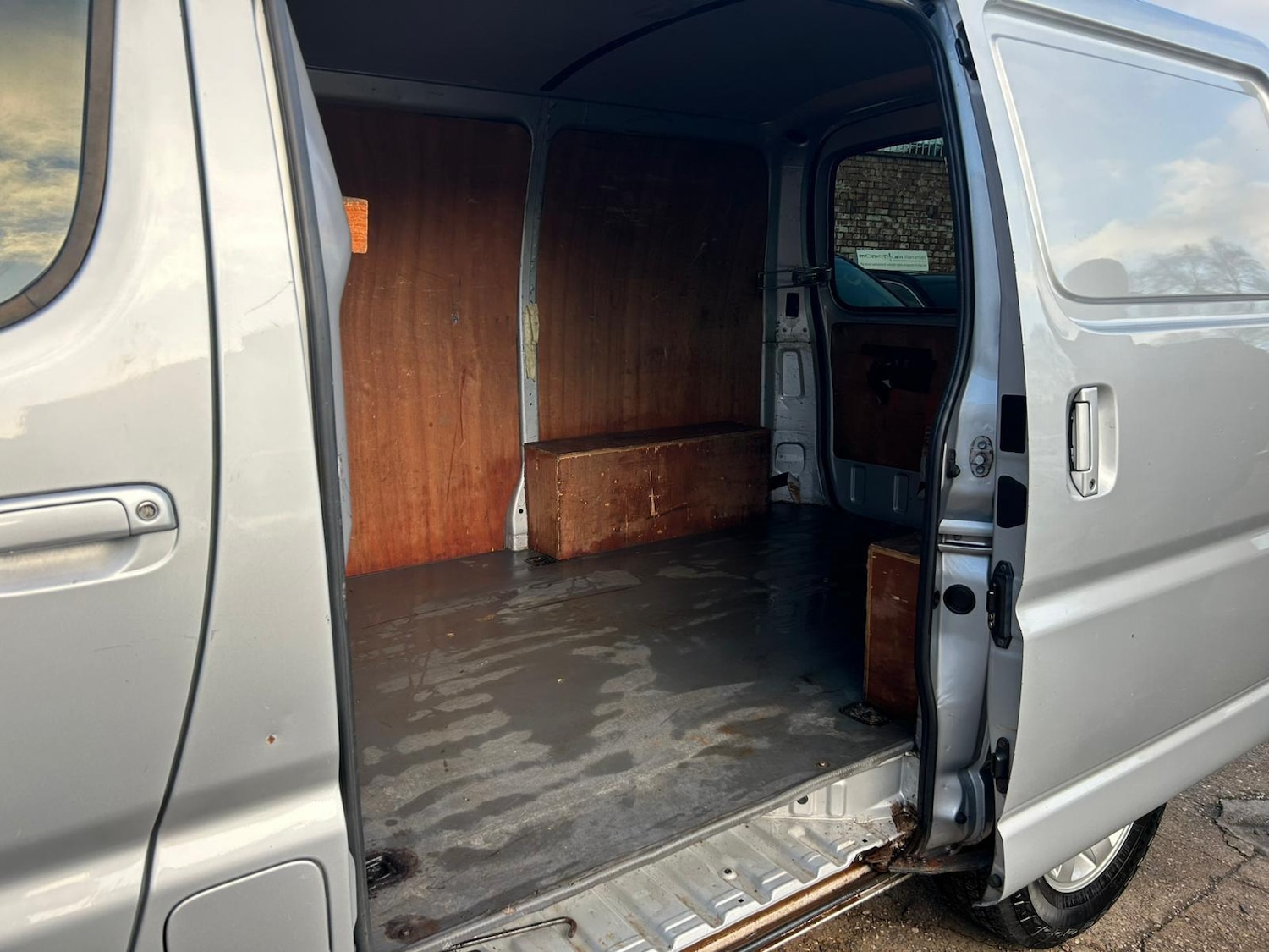 Used Toyota HiAce 2007 for sale - 77237718: Photo 11