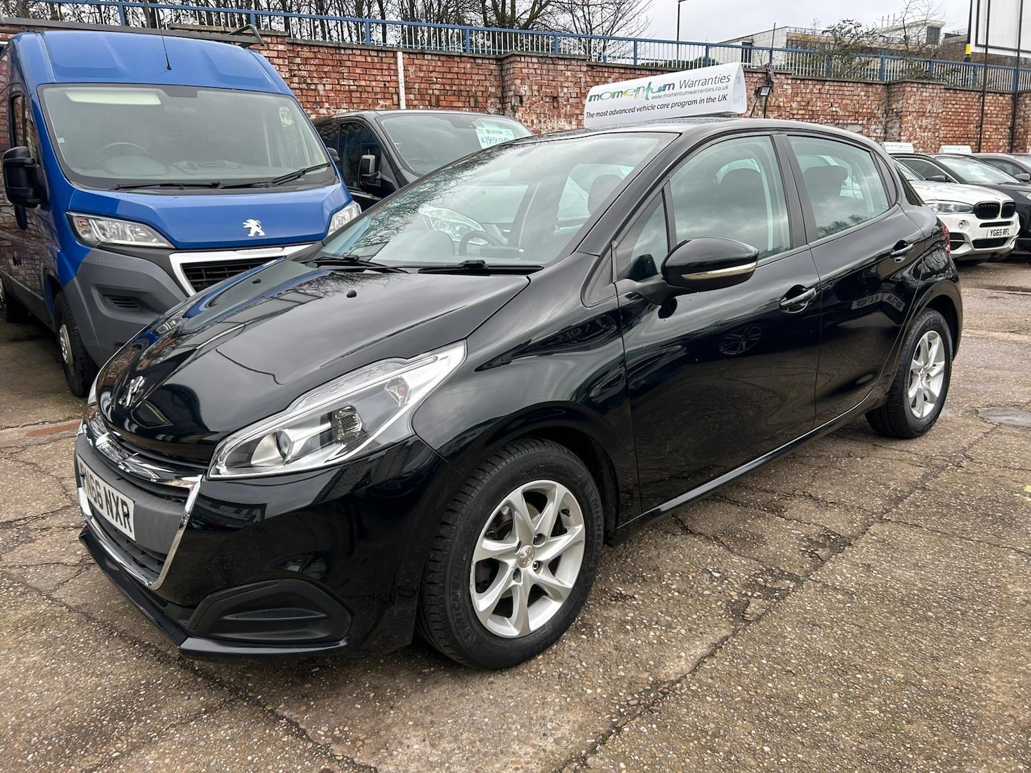Used Peugeot 208 2016 for sale - 77658117: Photo 3