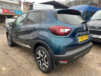 Used Renault Captur 2017 for sale - 77306072: Photo