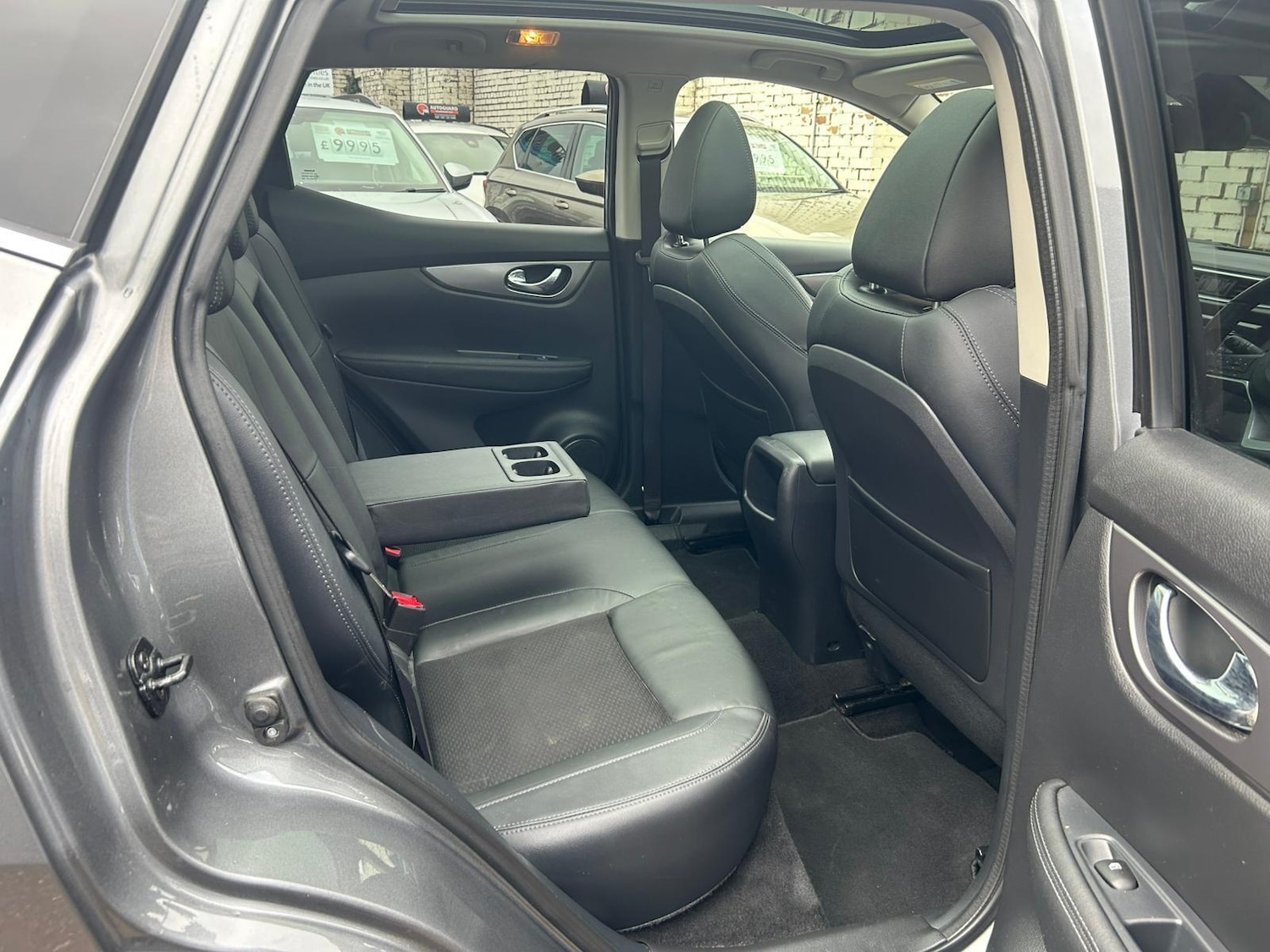 Used Nissan Qashqai 2018 for sale - 77637689: Photo 15