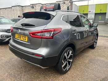 Used Nissan Qashqai 2018 for sale - 77637689: Photo