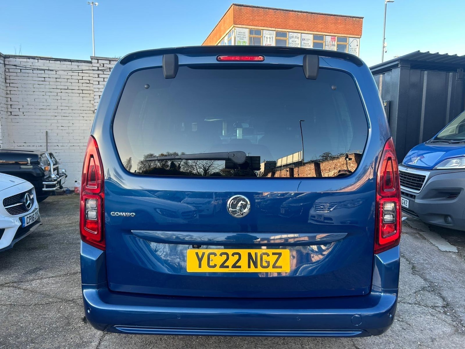 Used Vauxhall Combo Life 2022 for sale - 76607209: Photo 8