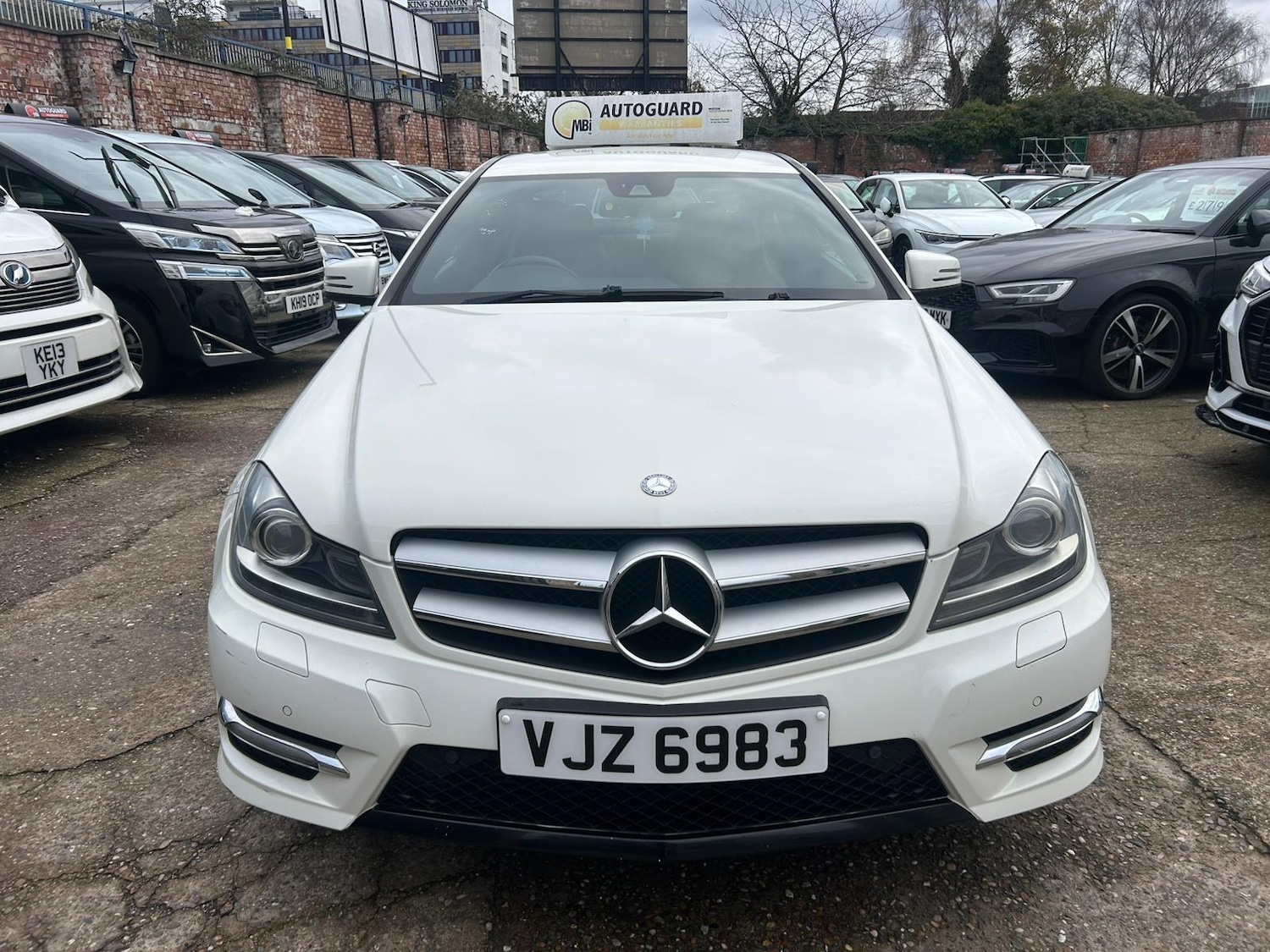 Used Mercedes-Benz C Class 2011 for sale - 77216309: Photo 6