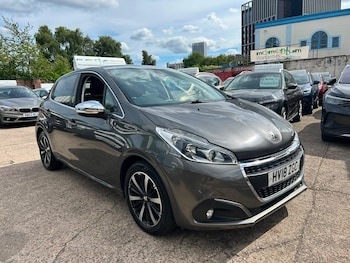 Used Peugeot 208 2018 for sale - 79039035: Photo