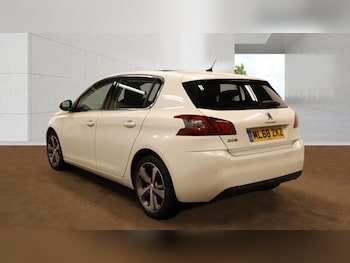 Used Peugeot 308 2018 for sale - 78301557: Photo