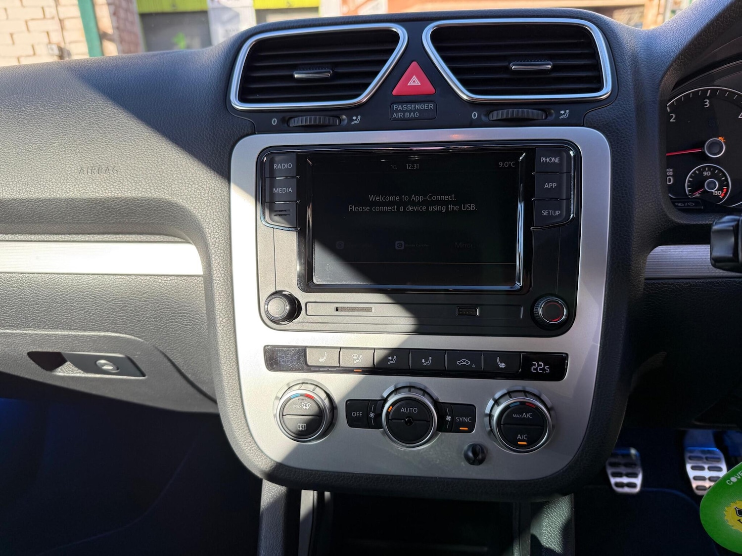 Used Volkswagen Scirocco 2014 for sale - 76441360: Photo 11