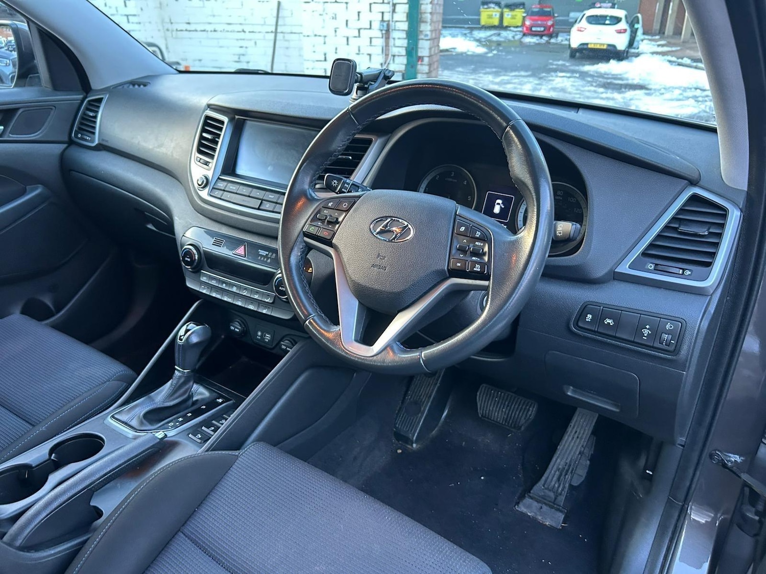 Used Hyundai TUCSON 2017 for sale - 77119941: Photo 10