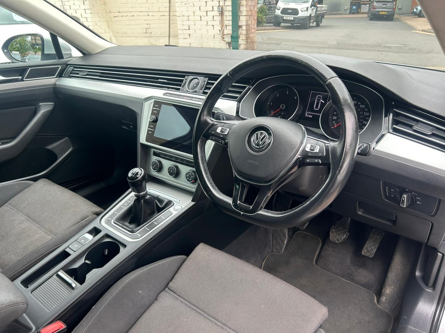 Used Volkswagen Passat 2018 for sale - 76562336: Photo 10