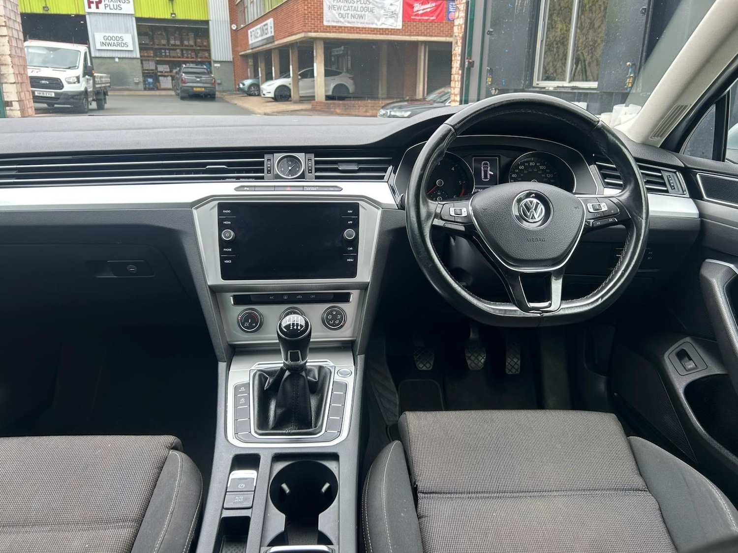 Used Volkswagen Passat 2018 for sale - 76562336: Photo 9