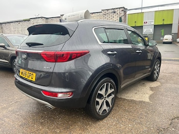 Used Kia Sportage 2018 for sale - 77612028: Photo