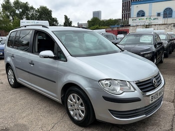 Used Volkswagen Touran 2009 for sale - 78891738: Photo