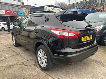 Used Nissan Qashqai 2016 for sale - 77400600: Photo
