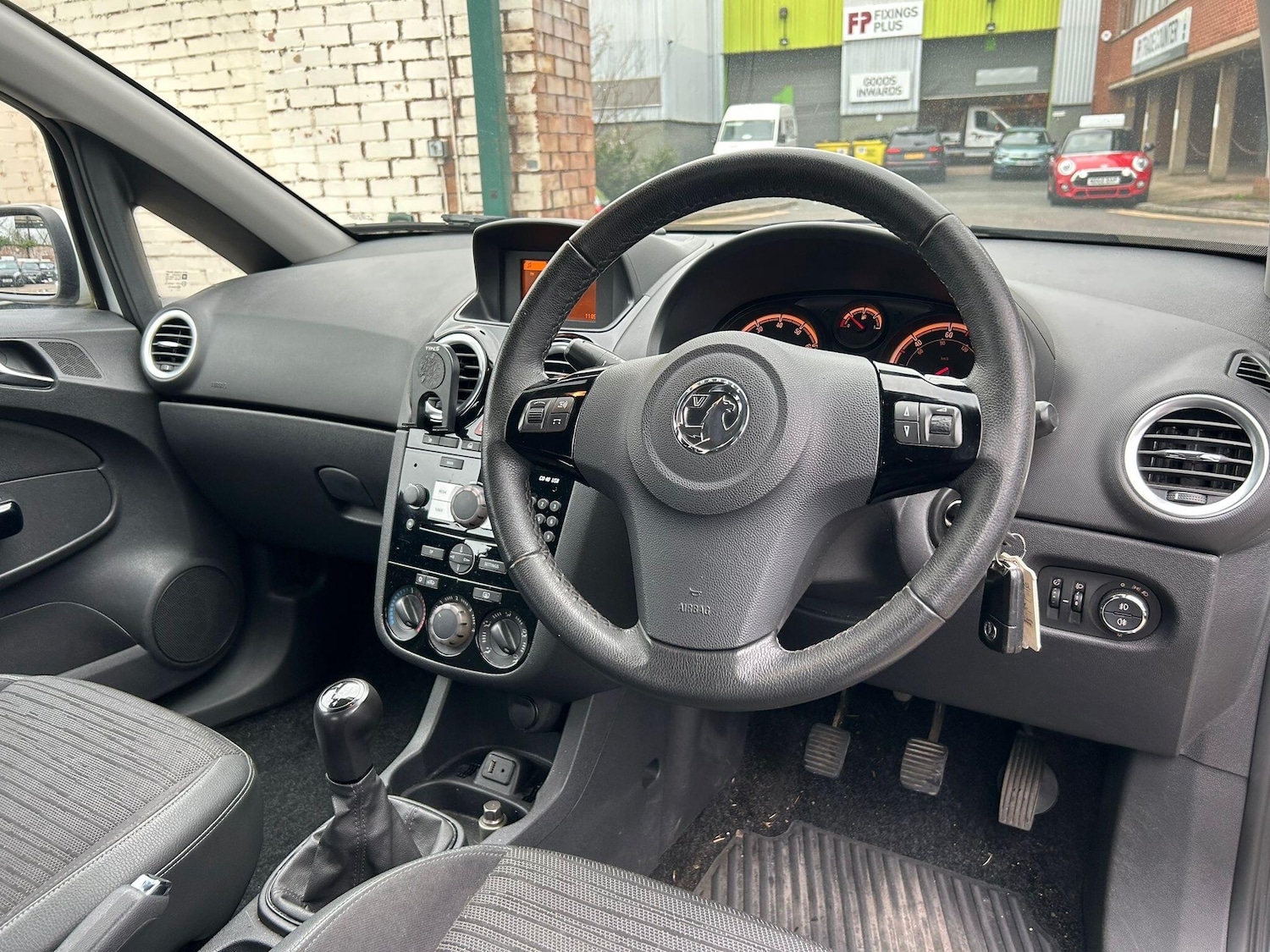 Used Vauxhall Corsa 2014 for sale - 77705226: Photo 9