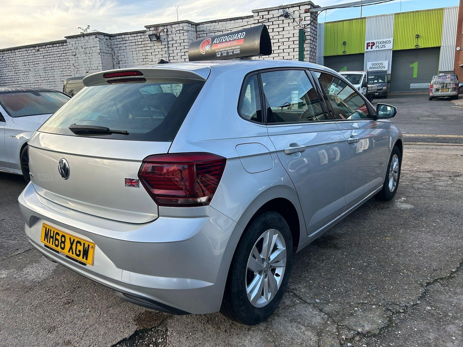 Used Volkswagen Polo 2019 for sale - 76781438: Photo 3