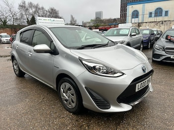Used Toyota Aqua 2020 for sale - 77838652: Photo