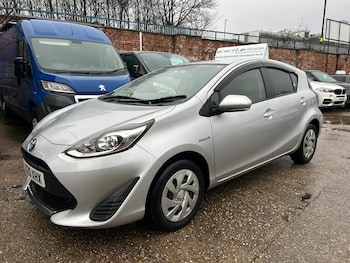 Used Toyota Aqua 2020 for sale - 77838652: Photo