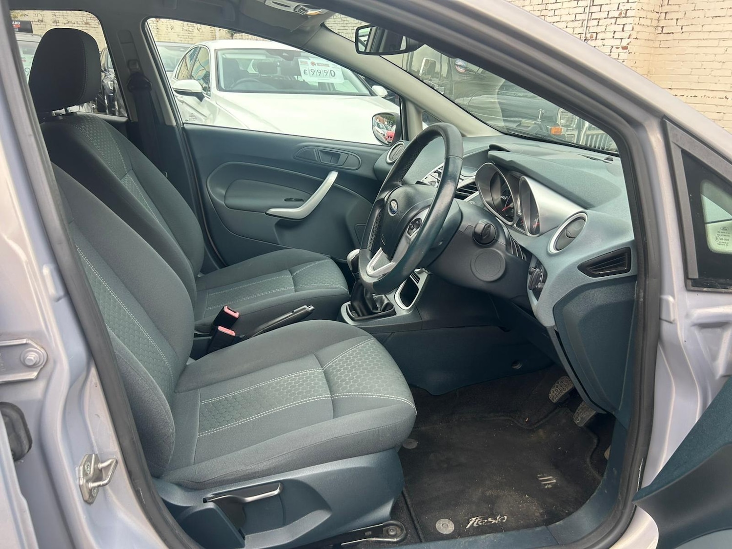 Used Ford Fiesta 2011 for sale - 76992336: Photo 10