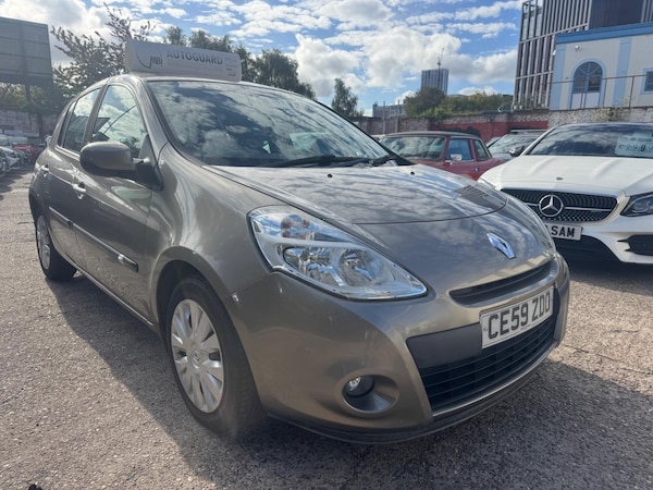 Used Renault Clio 2009 for sale - 76072289: Photo 1
