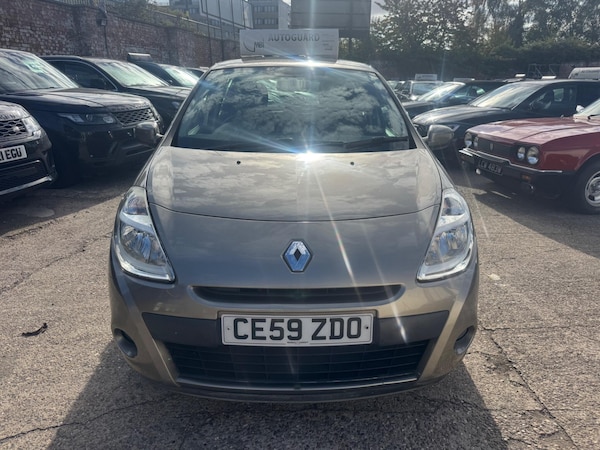 Used Renault Clio 2009 for sale - 76072289: Photo 6