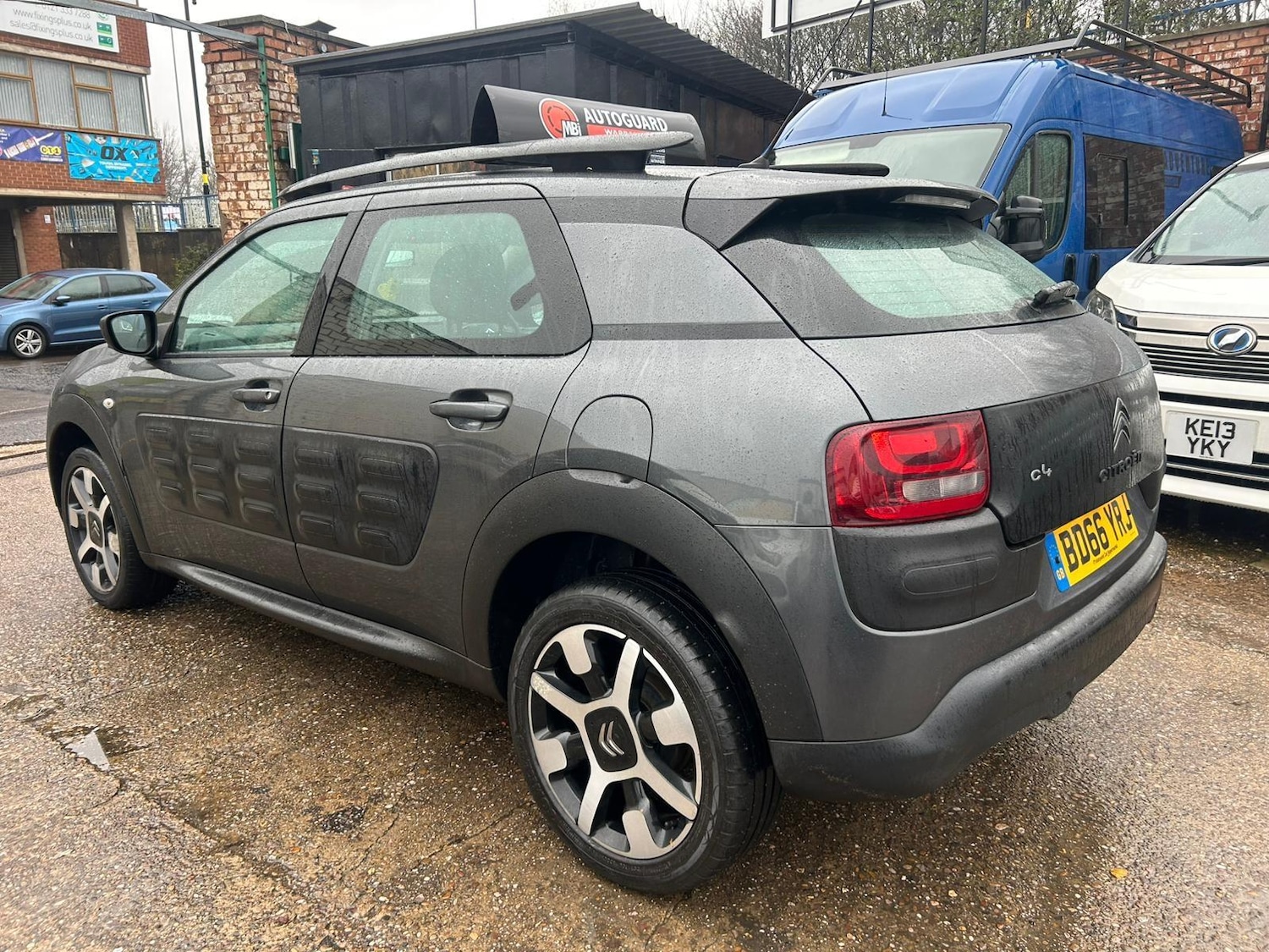 Used Citroen C4 Cactus 2016 for sale - 76952865: Photo 5