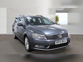 Used Volkswagen Passat 2013 for sale - 79465218: Photo