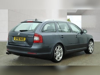 Used Skoda Octavia 2010 for sale - 78301184: Photo