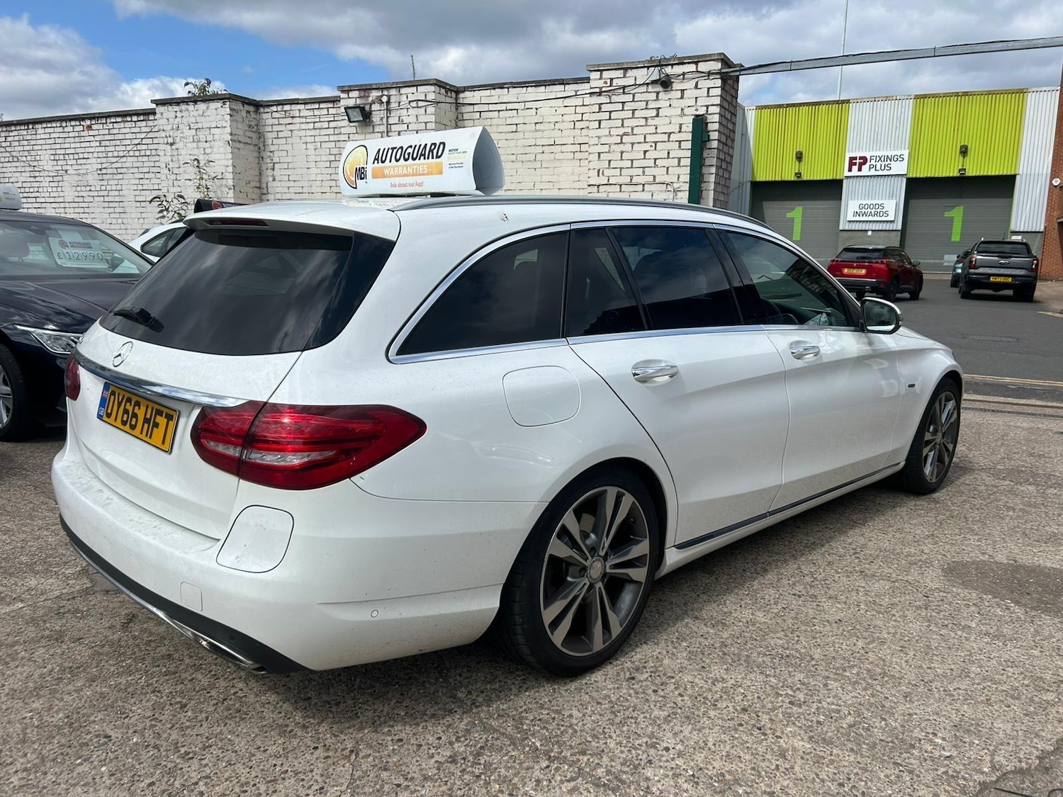 Used Mercedes-Benz C Class 2016 for sale - 76247177: Photo 5