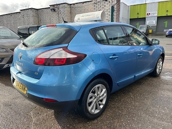 Used Renault Megane 2014 for sale - 77574916: Photo