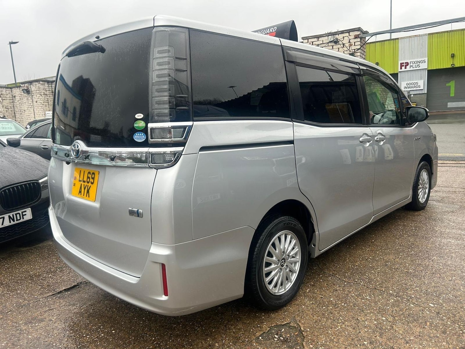 Used Toyota Voxy 2024 for sale - 78006518: Photo 4