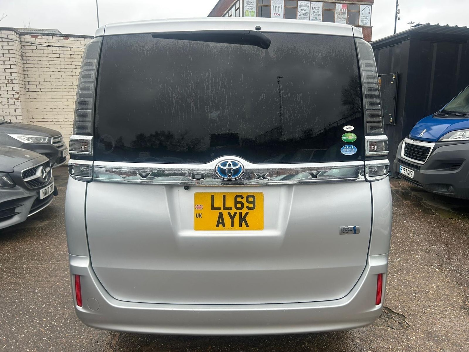 Used Toyota Voxy 2024 for sale - 78006518: Photo 8