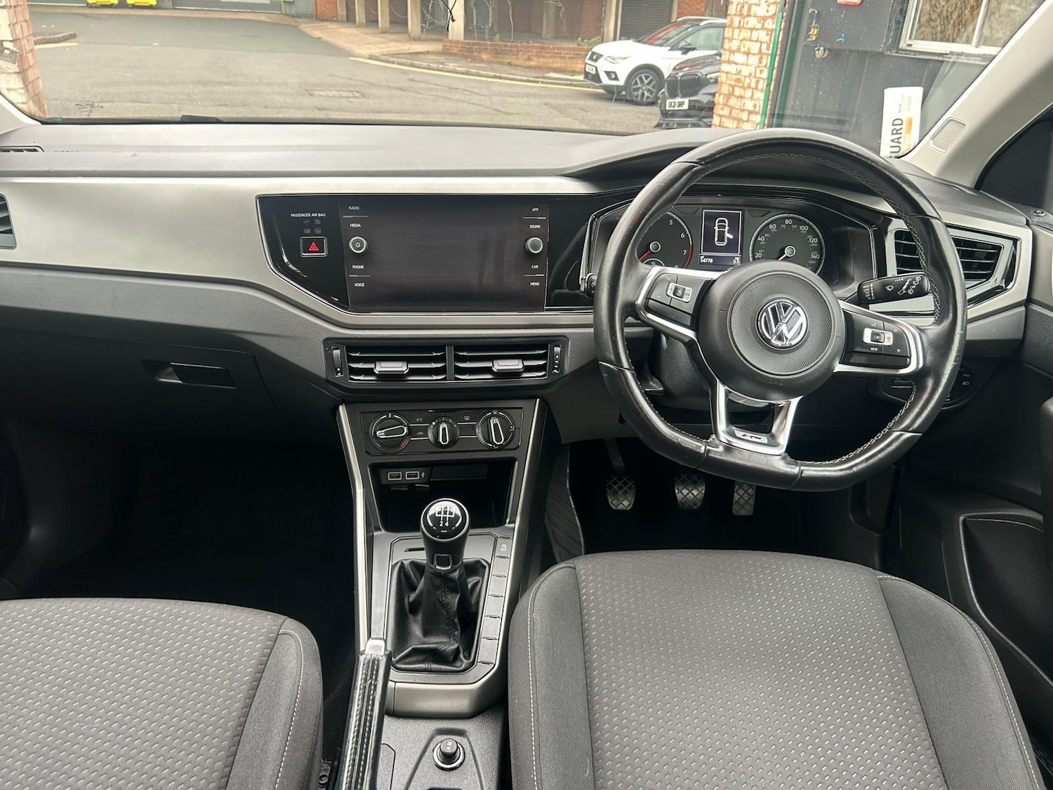 Used Volkswagen Polo 2019 for sale - 76990398: Photo 12
