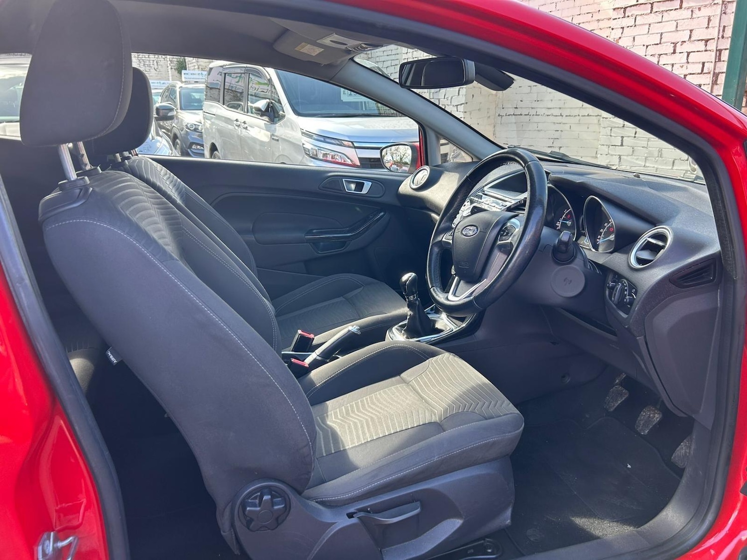 Used Ford Fiesta 2015 for sale - 78058760: Photo 11