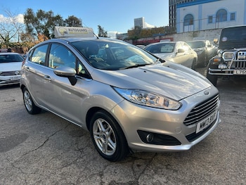 2013 (13) - 1.6 Zetec Powershift Euro 5 5dr