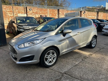 Used Ford Fiesta 2013 for sale - 76377380: Photo