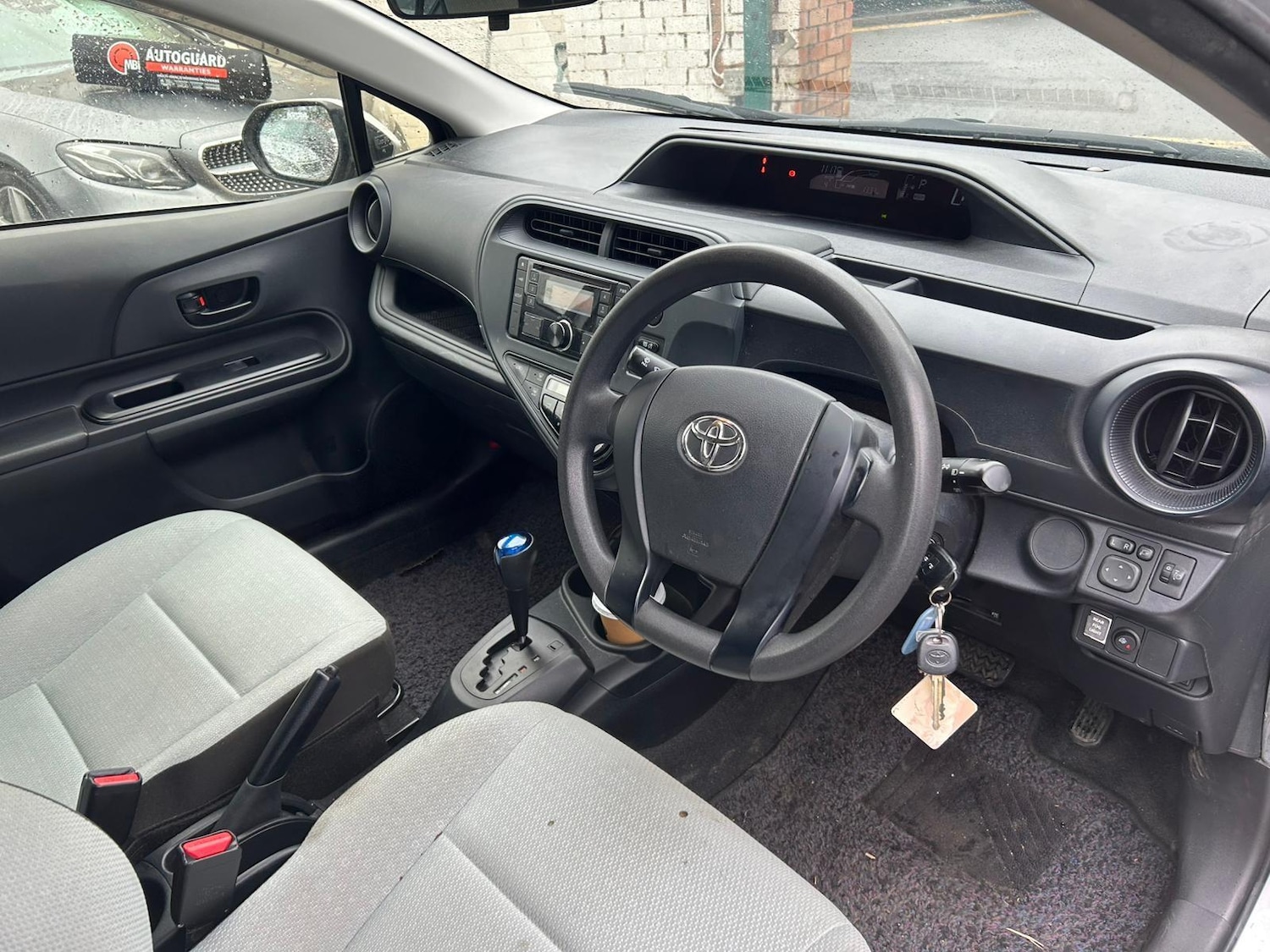 Used Toyota Aqua 2026 for sale - 77939331: Photo 10