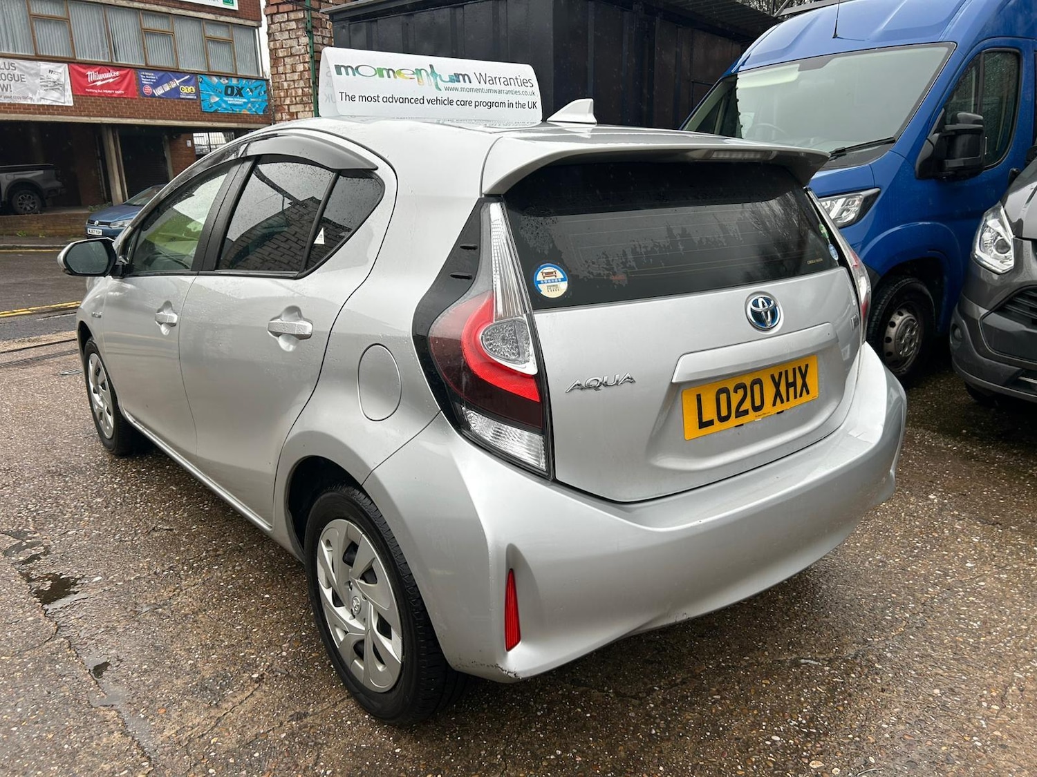 Used Toyota Aqua 2026 for sale - 77939331: Photo 4