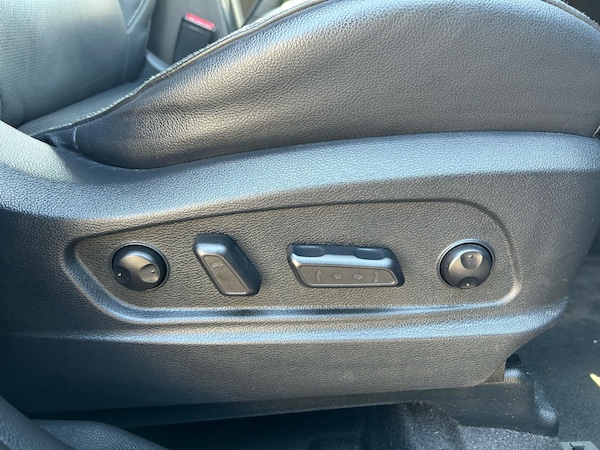 Used Kia Carens 2018 for sale - 75578084: Photo 11