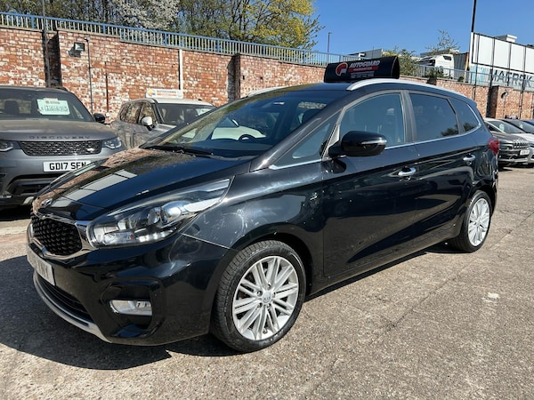 Used Kia Carens 2018 for sale - 75578084: Photo 3