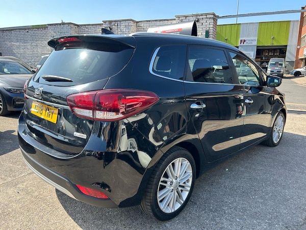 Used Kia Carens 2018 for sale - 75578084: Photo 5