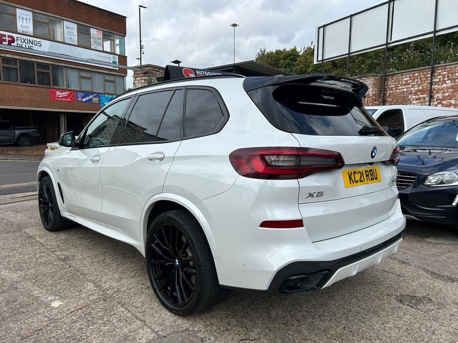 Vehicle 5