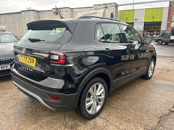 Used Volkswagen T-Cross 2020 for sale - 75740929: Photo