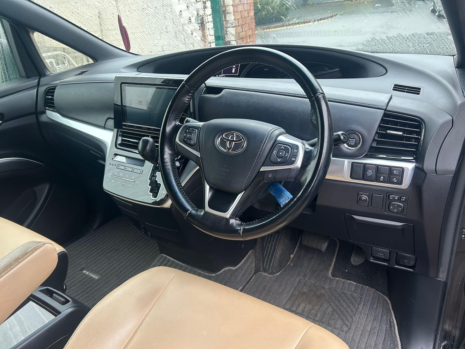 Used Toyota Estima 2024 for sale - 76592536: Photo 10