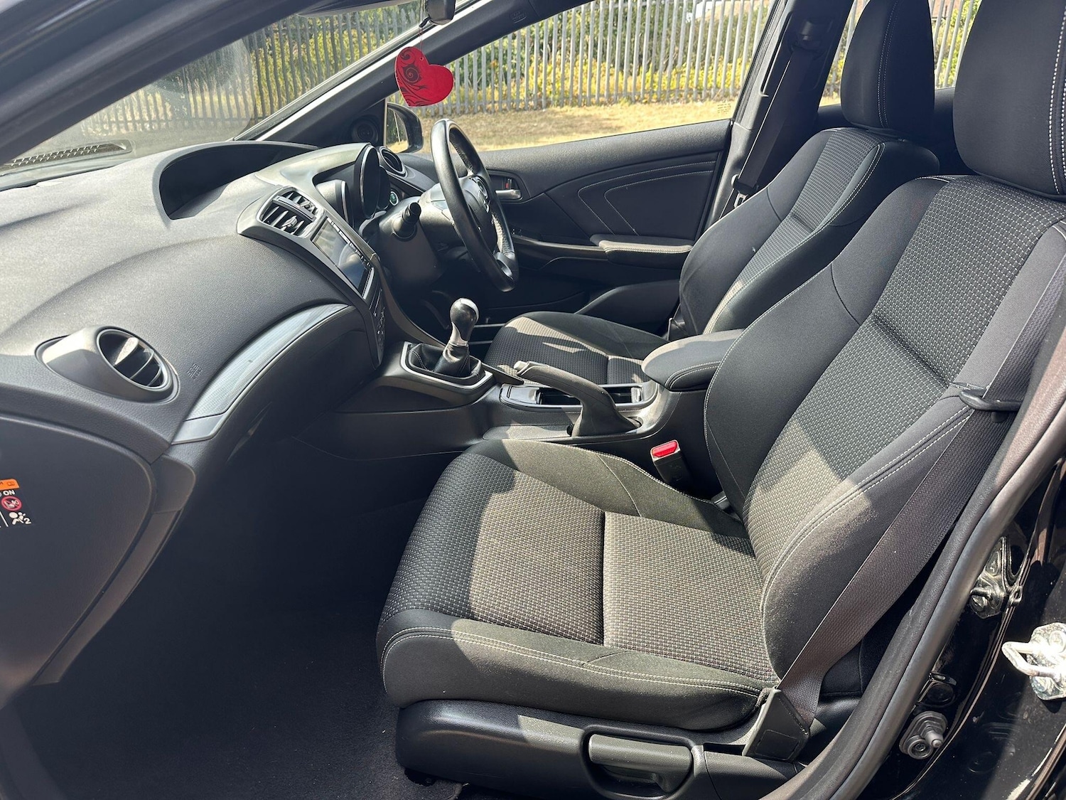 Used Honda Civic 2017 for sale - 76573049: Photo 9