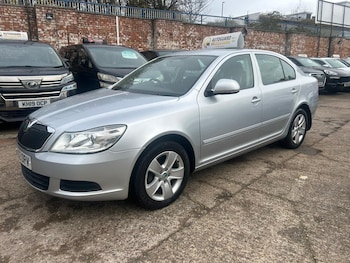Used Skoda Octavia 2012 for sale - 76380508: Photo