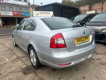 Used Skoda Octavia 2012 for sale - 76380508: Photo