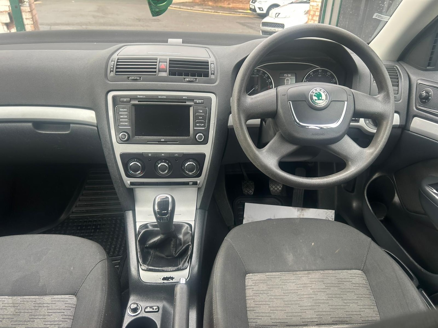 Used Skoda Octavia 2012 for sale - 76380508: Photo 9