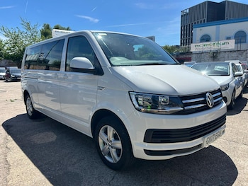 Used Volkswagen Transporter Shuttle 2017 for sale - 78759442: Photo