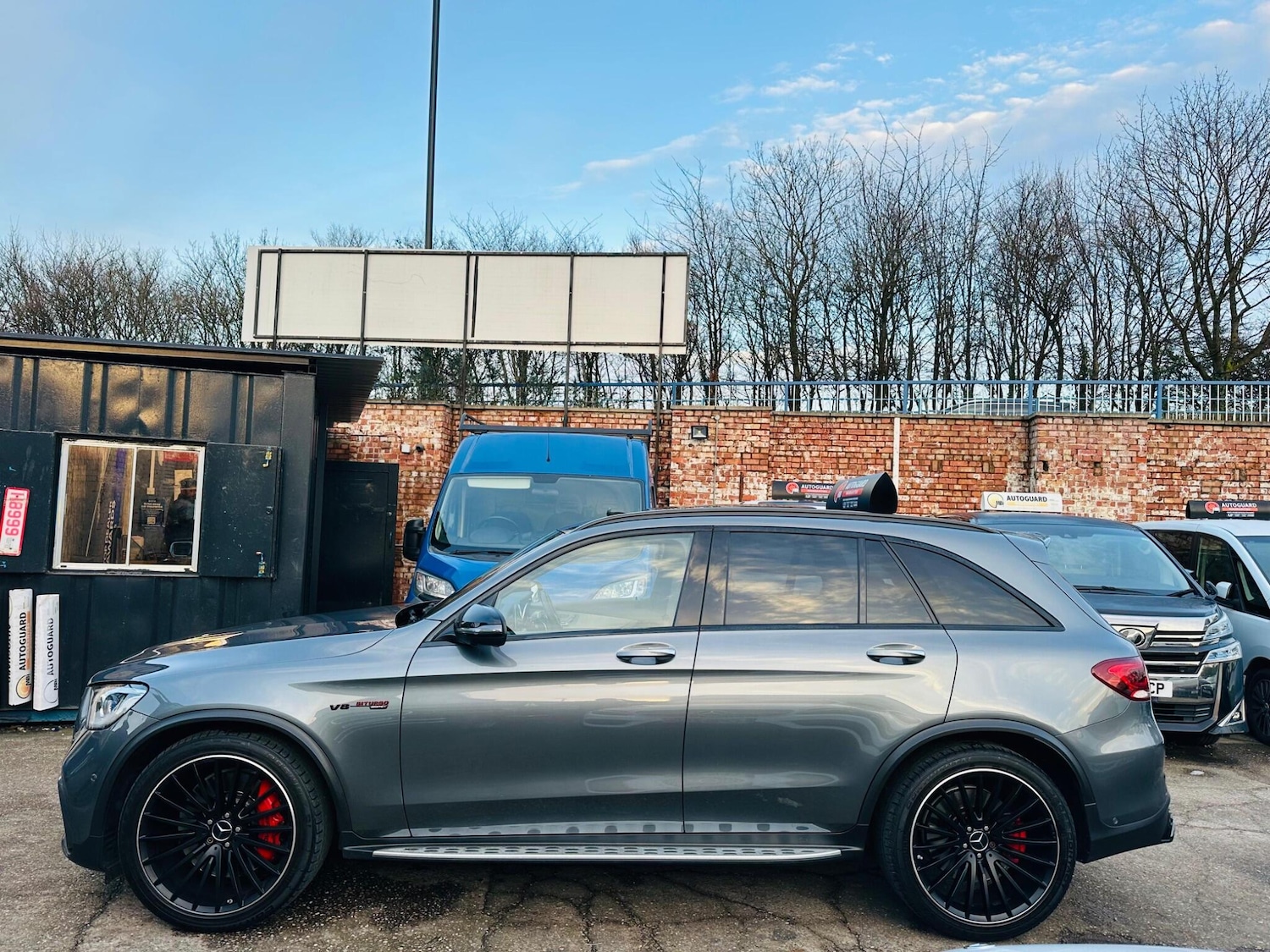 Used Mercedes-Benz GLC 2020 for sale - 76964371: Photo 11